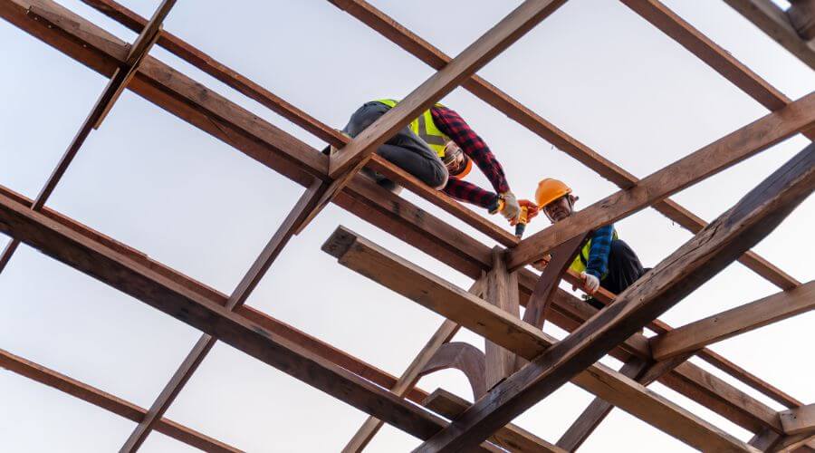 Professional residential roofers in Rainbow City, AL